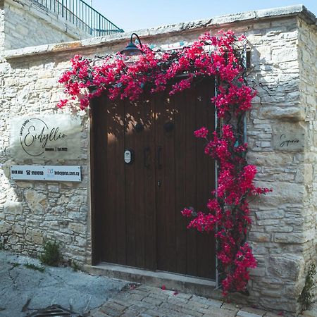 Eidyllio Luxury Suites Omodos Exteriör bild