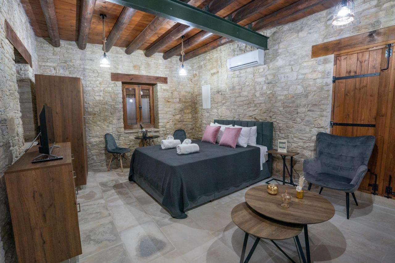 Eidyllio Luxury Suites Omodos Exteriör bild