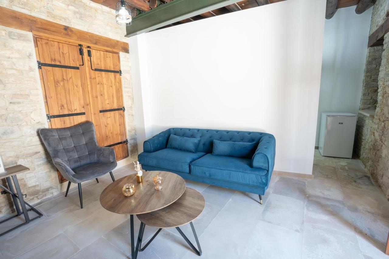 Eidyllio Luxury Suites Omodos Exteriör bild