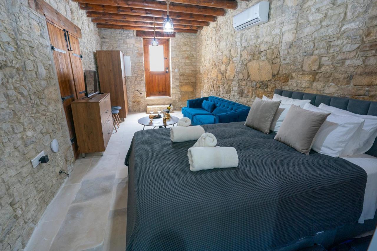Eidyllio Luxury Suites Omodos Exteriör bild