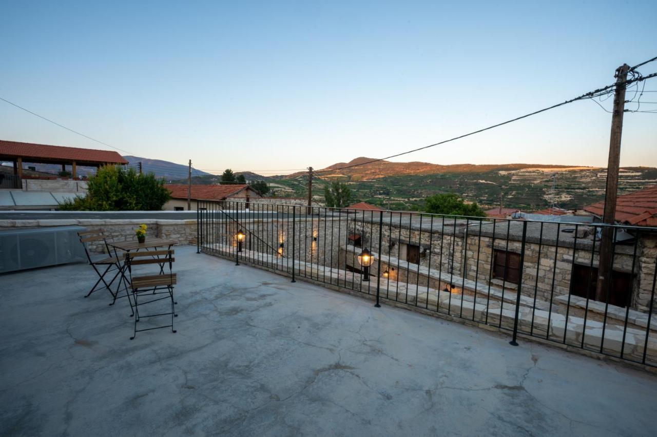 Eidyllio Luxury Suites Omodos Exteriör bild